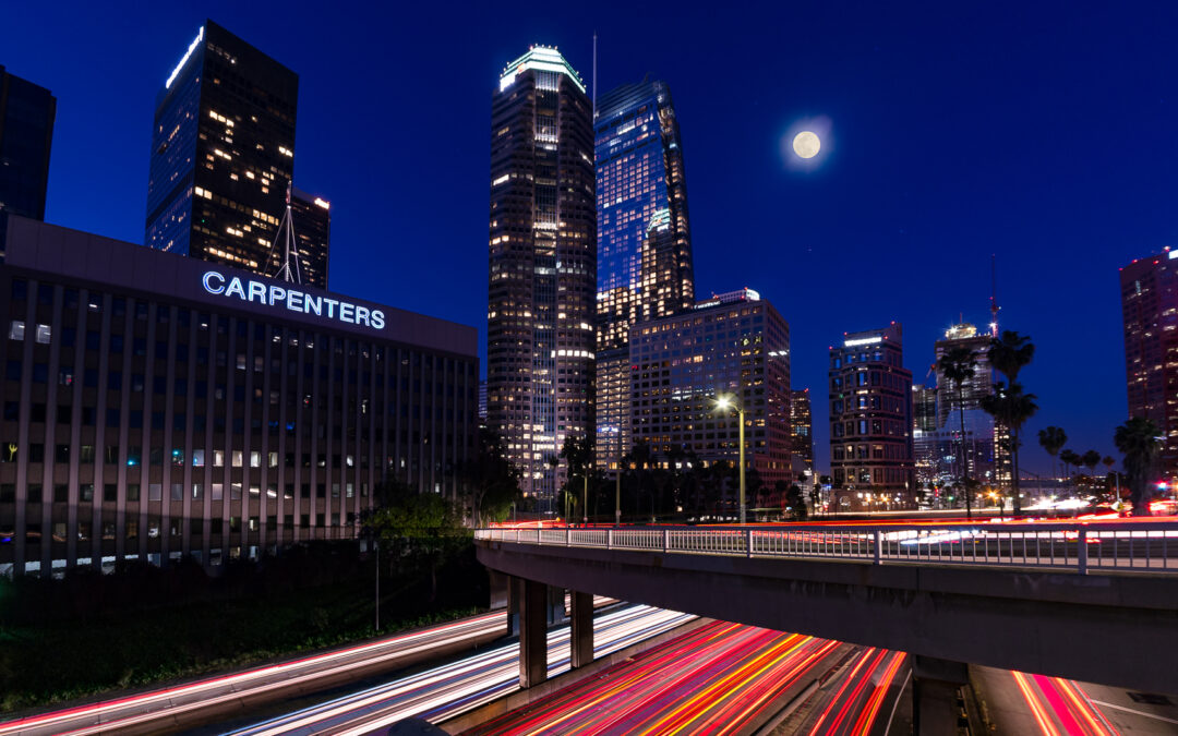 Photowalk – Capture LA’s Most Iconic Light Trails - Slider